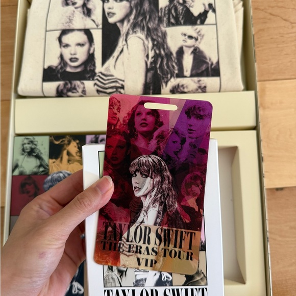 NEW Taylor Swift Eras Tour VIP Box - Picture 6 of 7